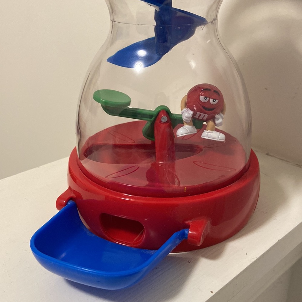M&M’s Dispenser - Picture 4 of 4